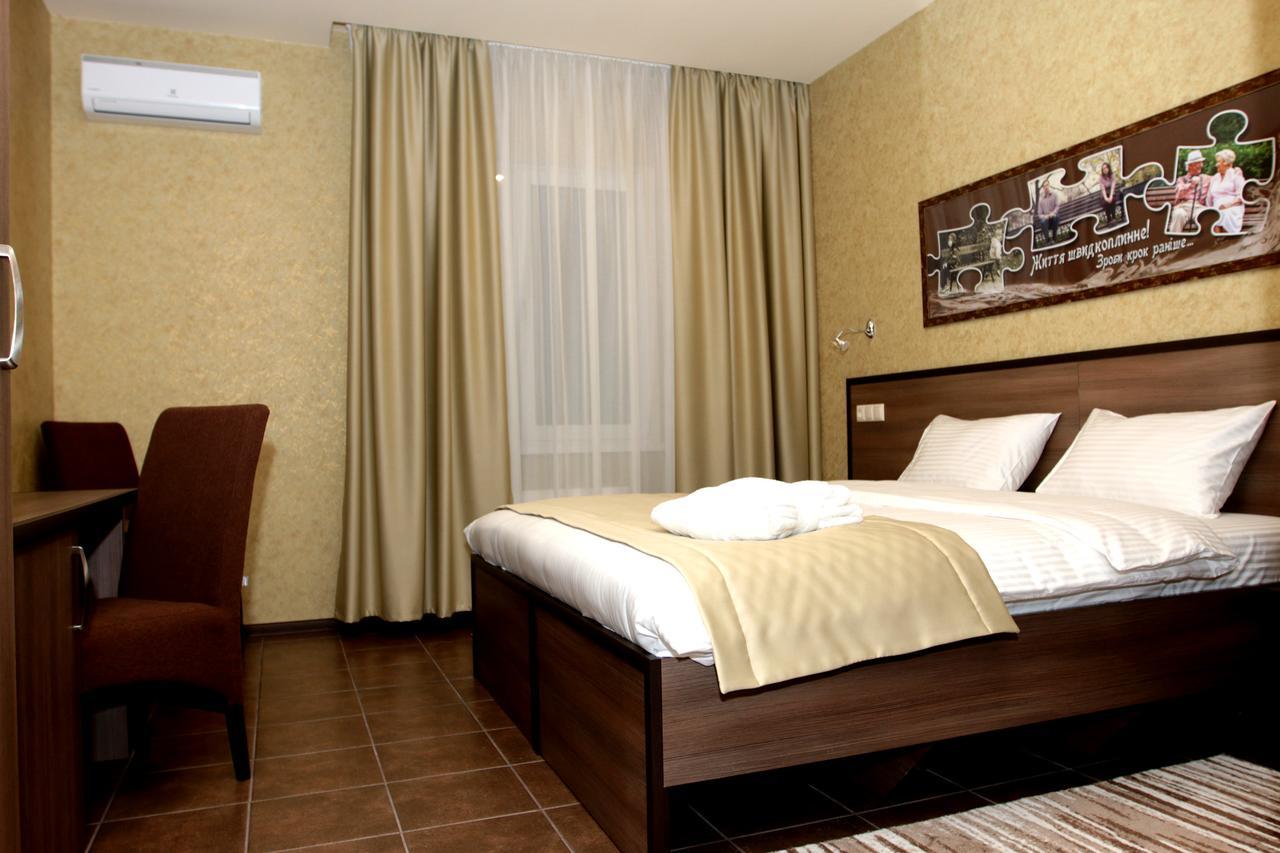 Hotel Lubenska Sloboda Olshanka Exterior photo